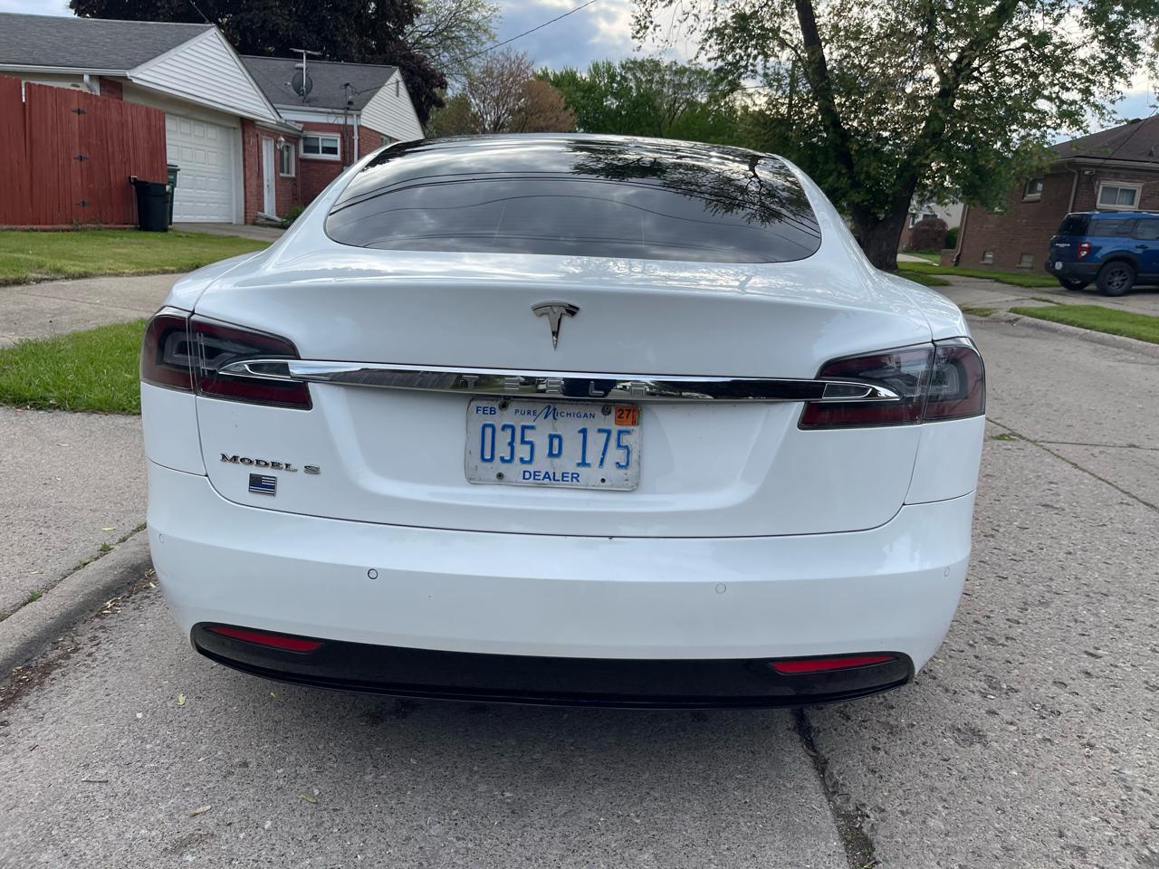 Tesla Model S 90D 2017