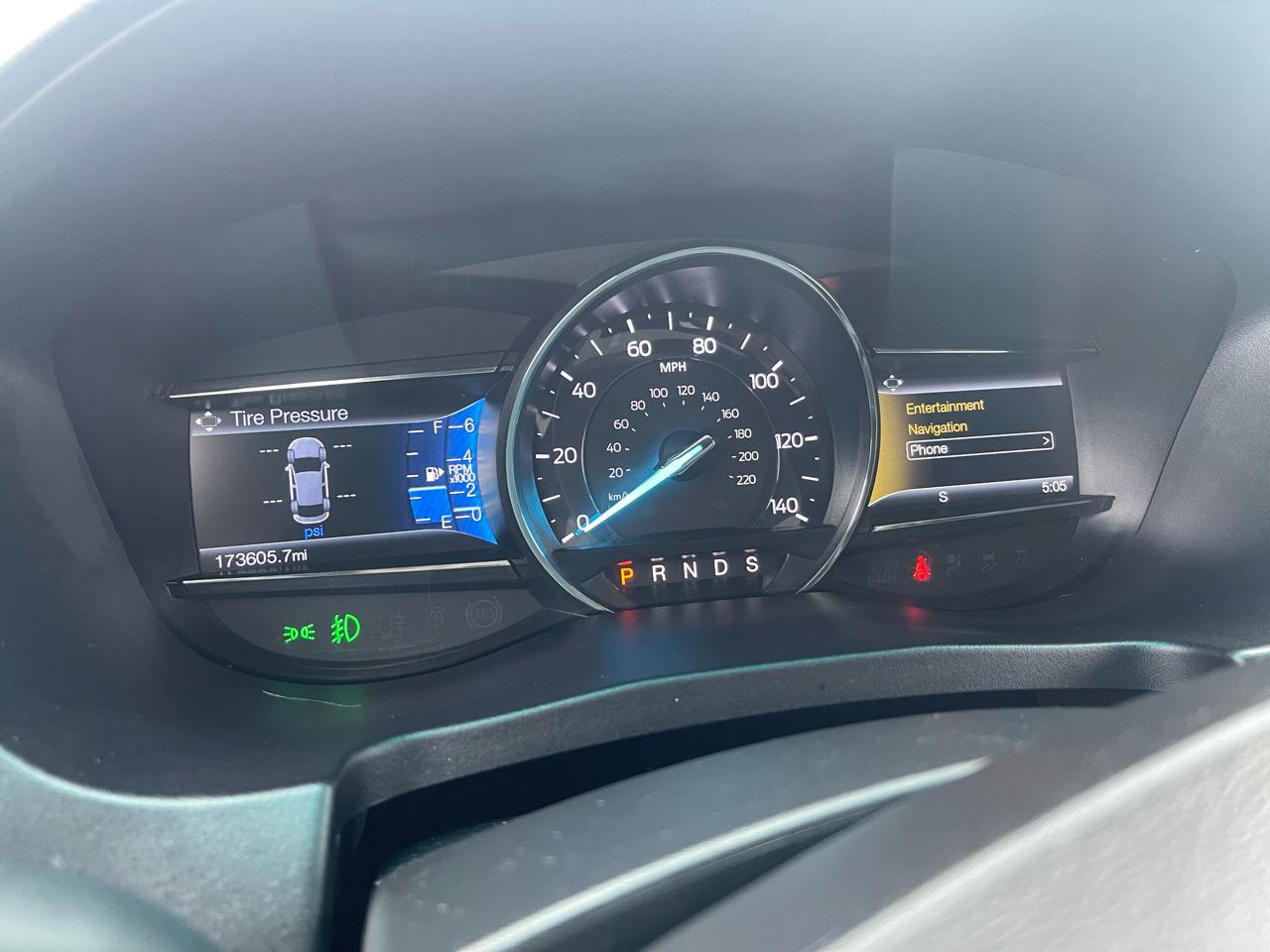Ford Explorer 4dr 114" WB XLT 4WD 2017