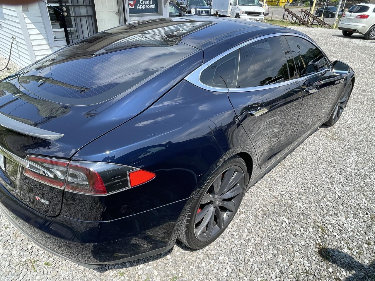 Tesla Model S Performance 2013