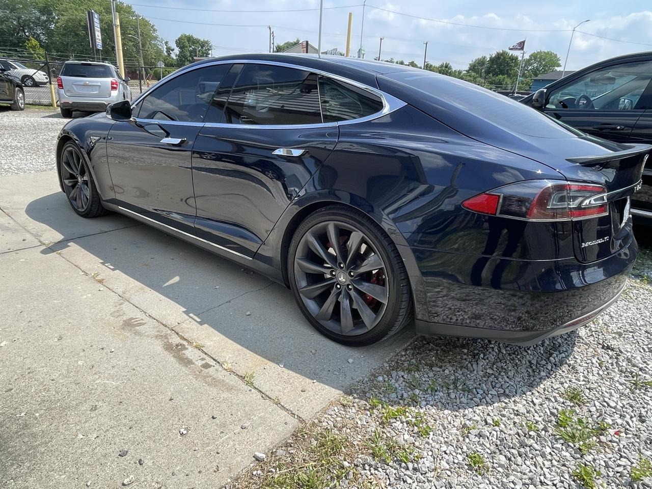 Tesla Model S Performance 2013