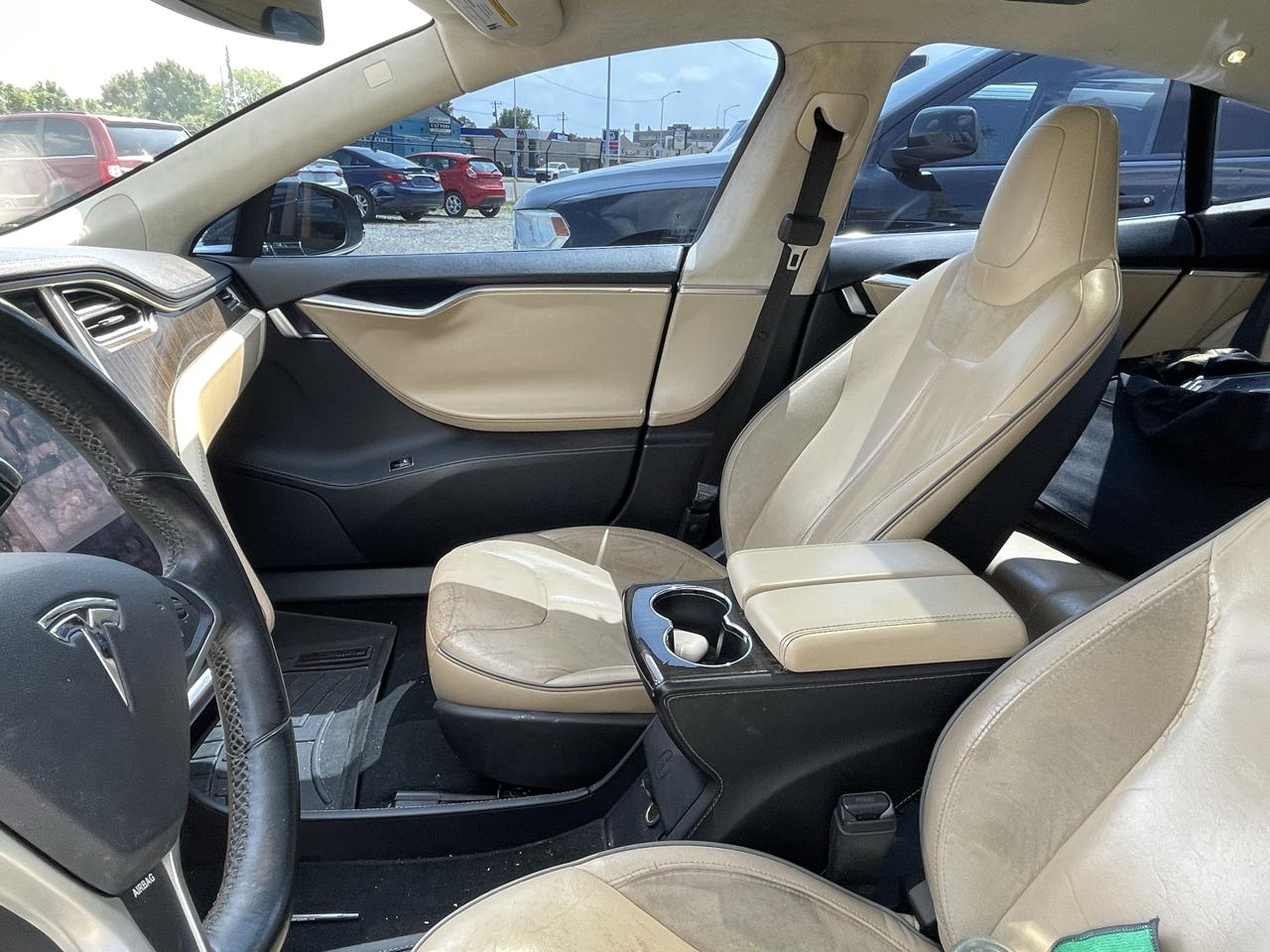 Tesla Model S Performance 2013