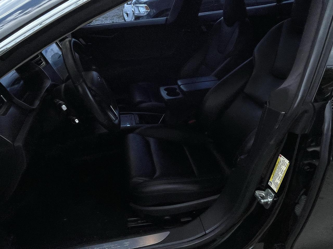 Tesla Model S 85D 2015