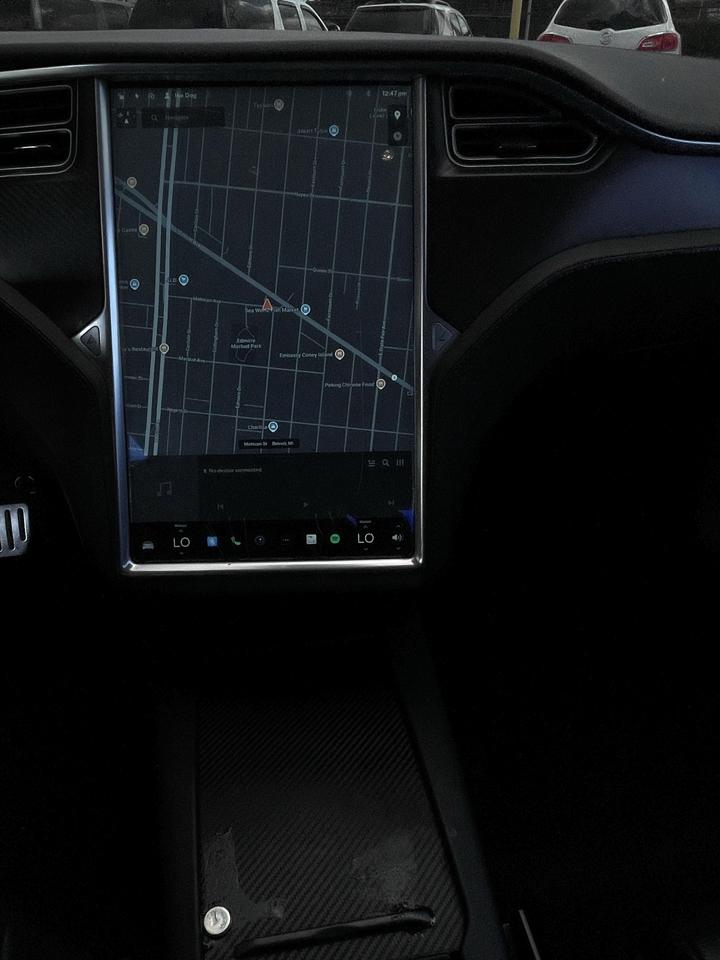 Tesla Model S 85D 2015