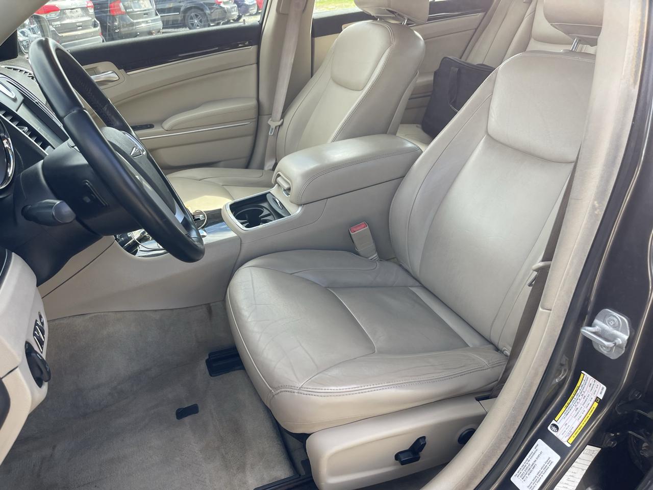 Chrysler 300 AWD 2013
