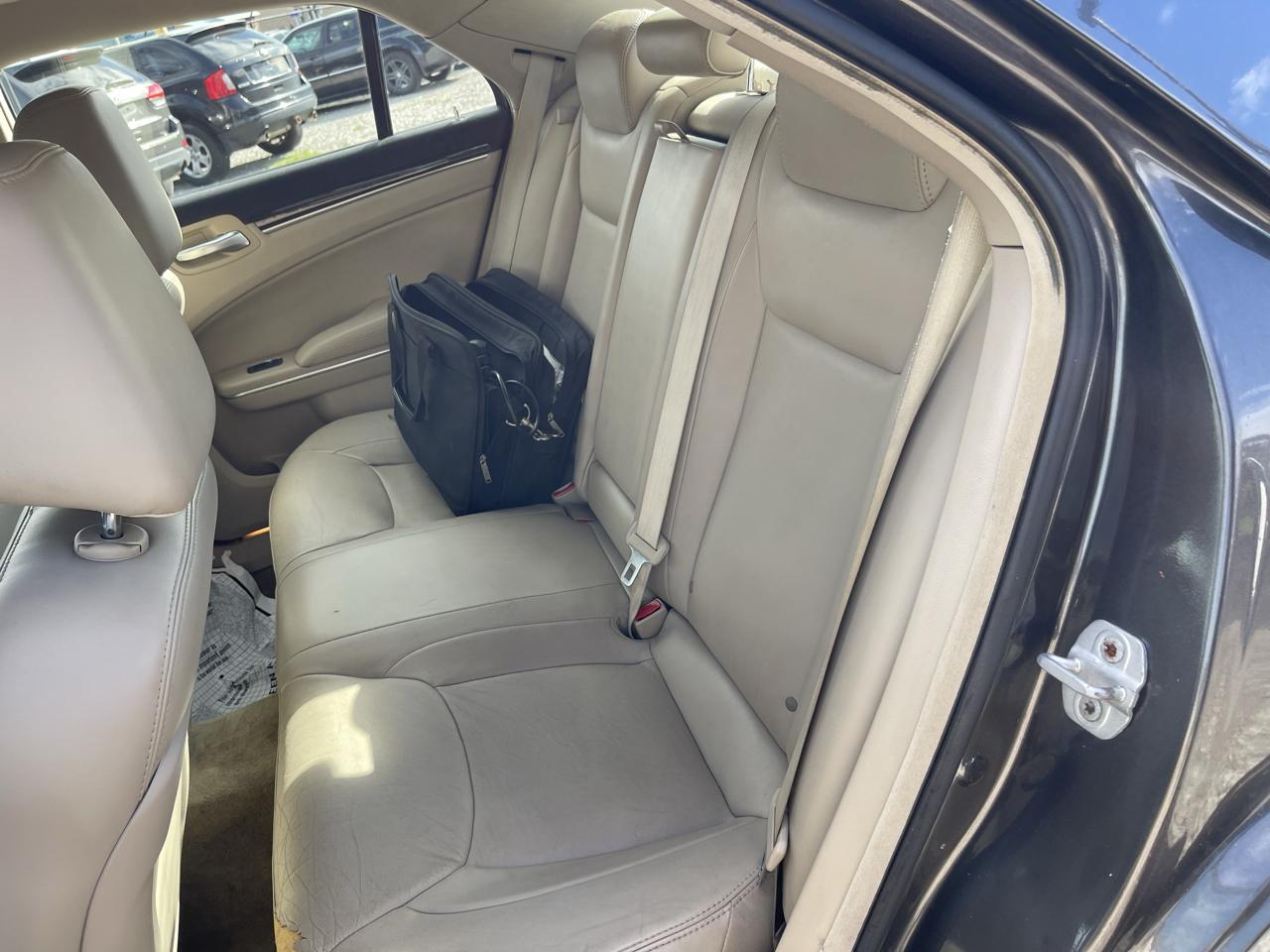 Chrysler 300 AWD 2013