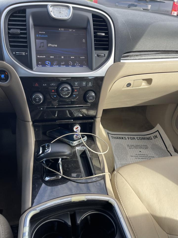 Chrysler 300 AWD 2013