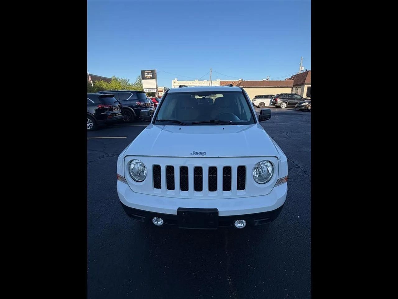 2017 Jeep Patriot Sport's photo