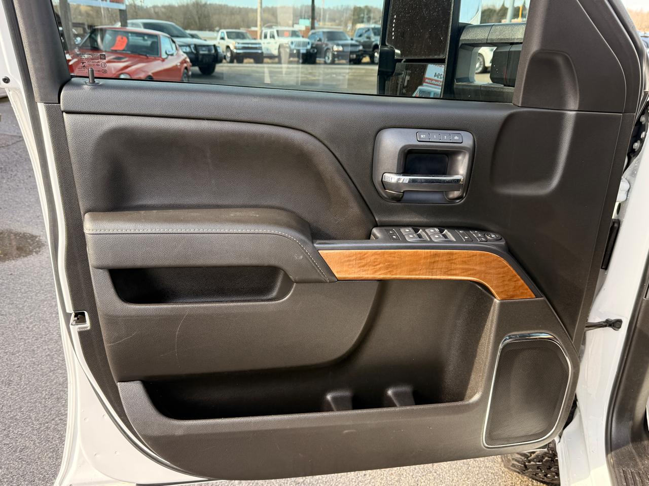 Chevrolet Silverado 3500HD 4WD Crew Cab 154" LTZ 2018