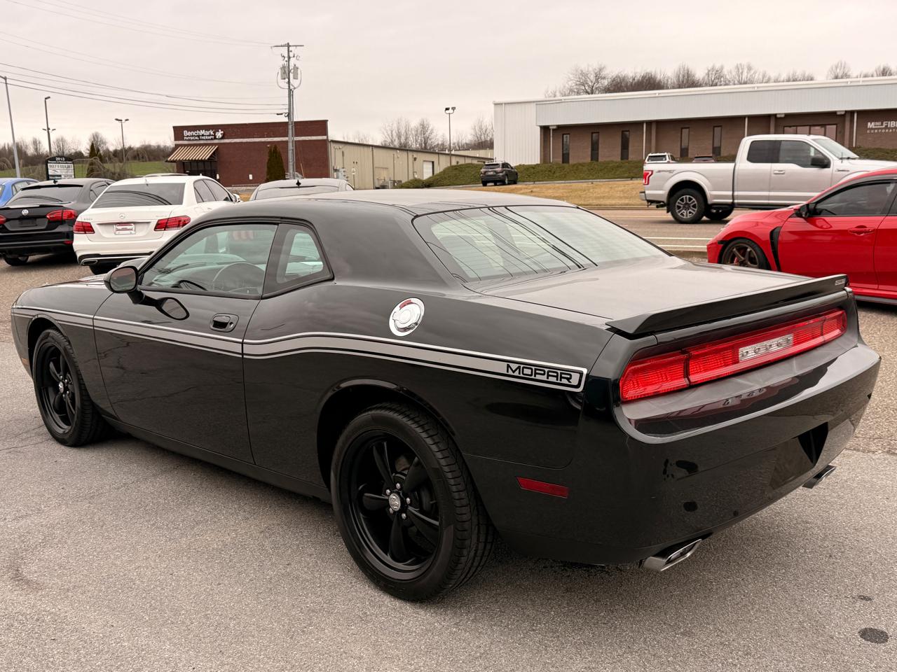 Dodge Challenger 2dr Cpe R/T 2010