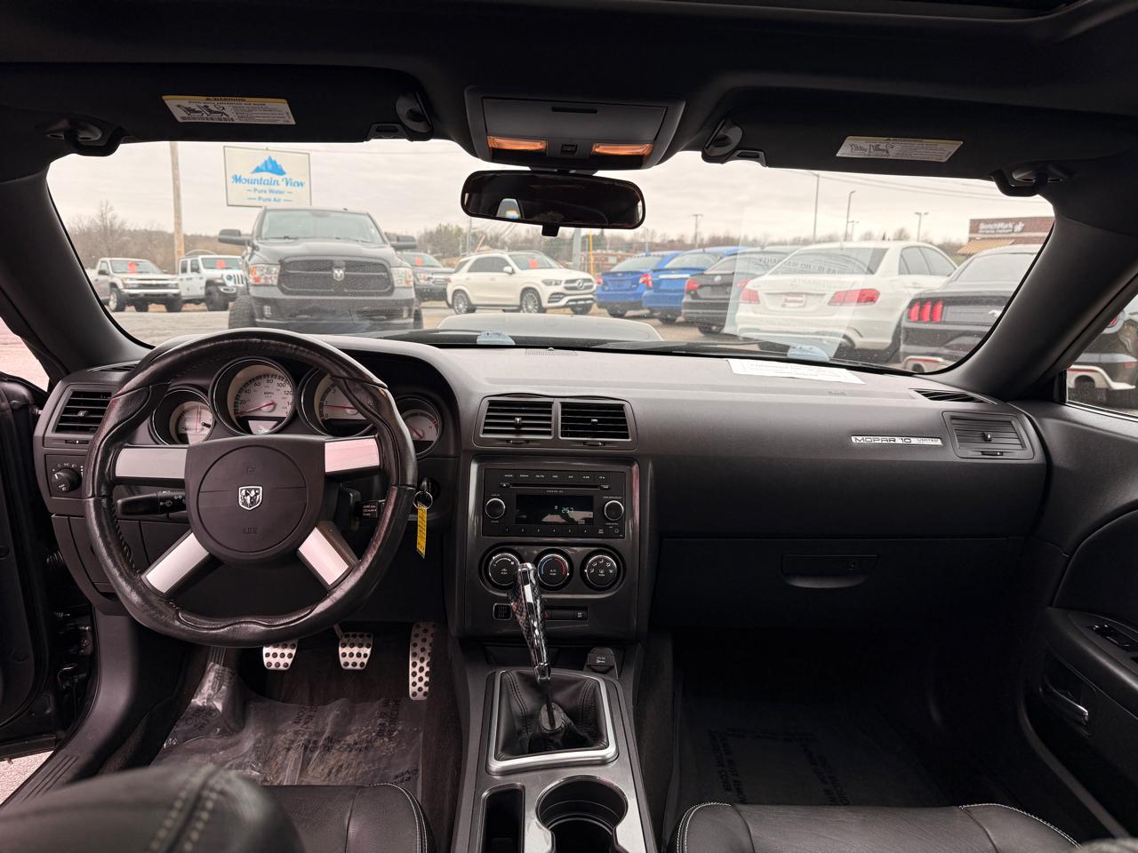 Dodge Challenger 2dr Cpe R/T 2010