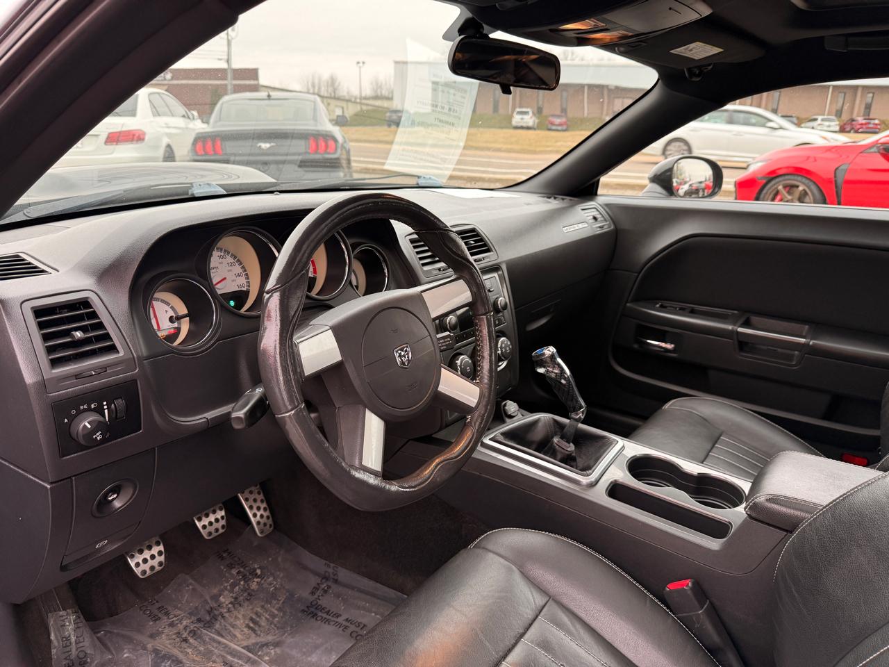 Dodge Challenger 2dr Cpe R/T 2010