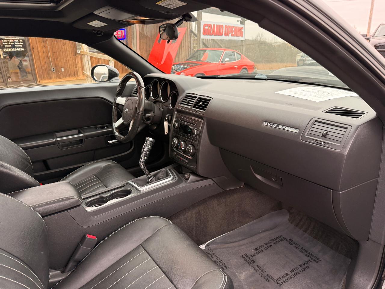 Dodge Challenger 2dr Cpe R/T 2010