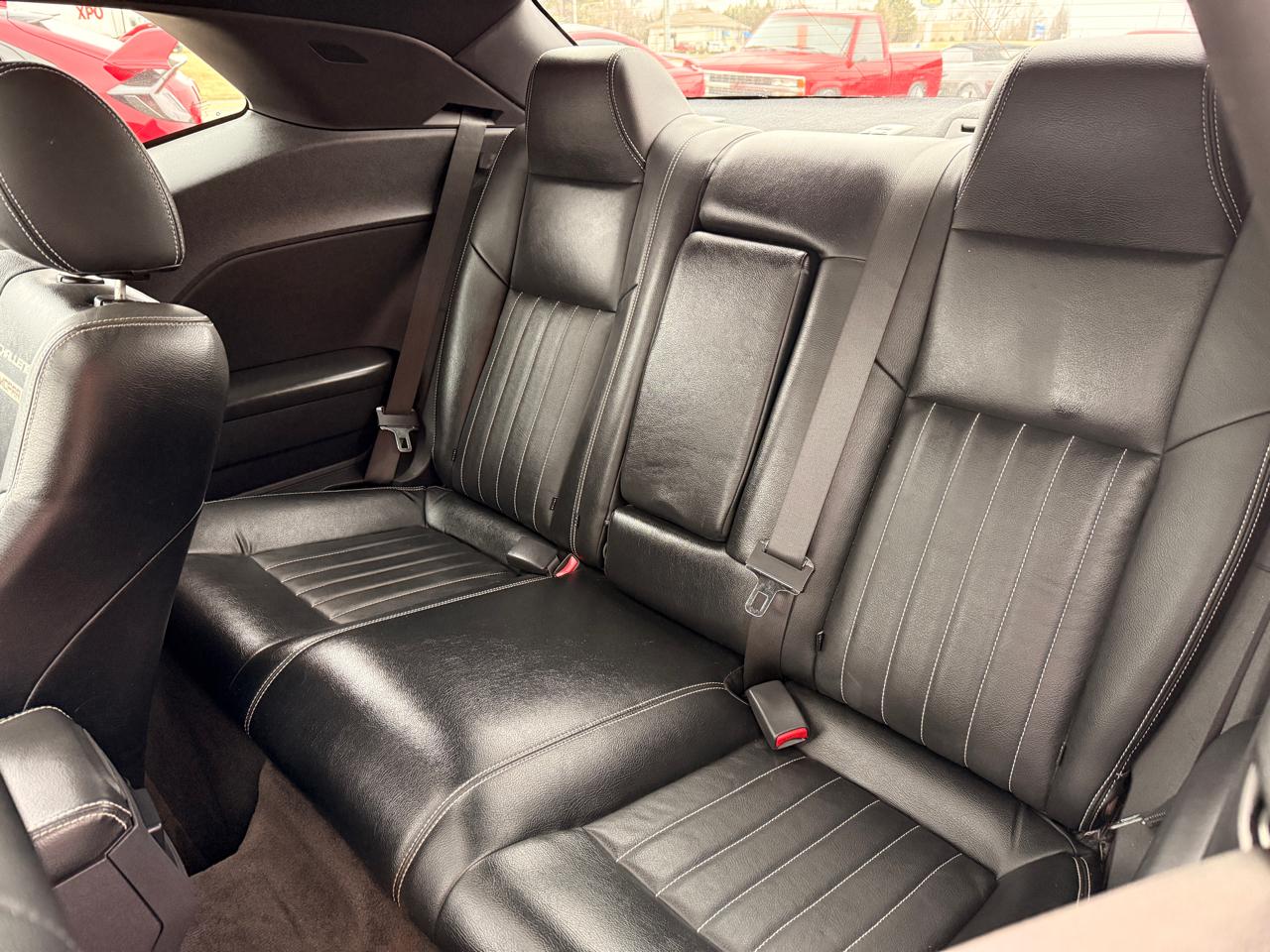 Dodge Challenger 2dr Cpe R/T 2010