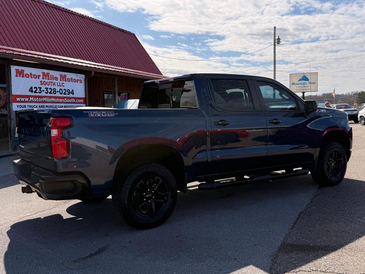 Chevrolet Silverado 1500 4WD Crew Cab 147" LT Trail Boss 2019