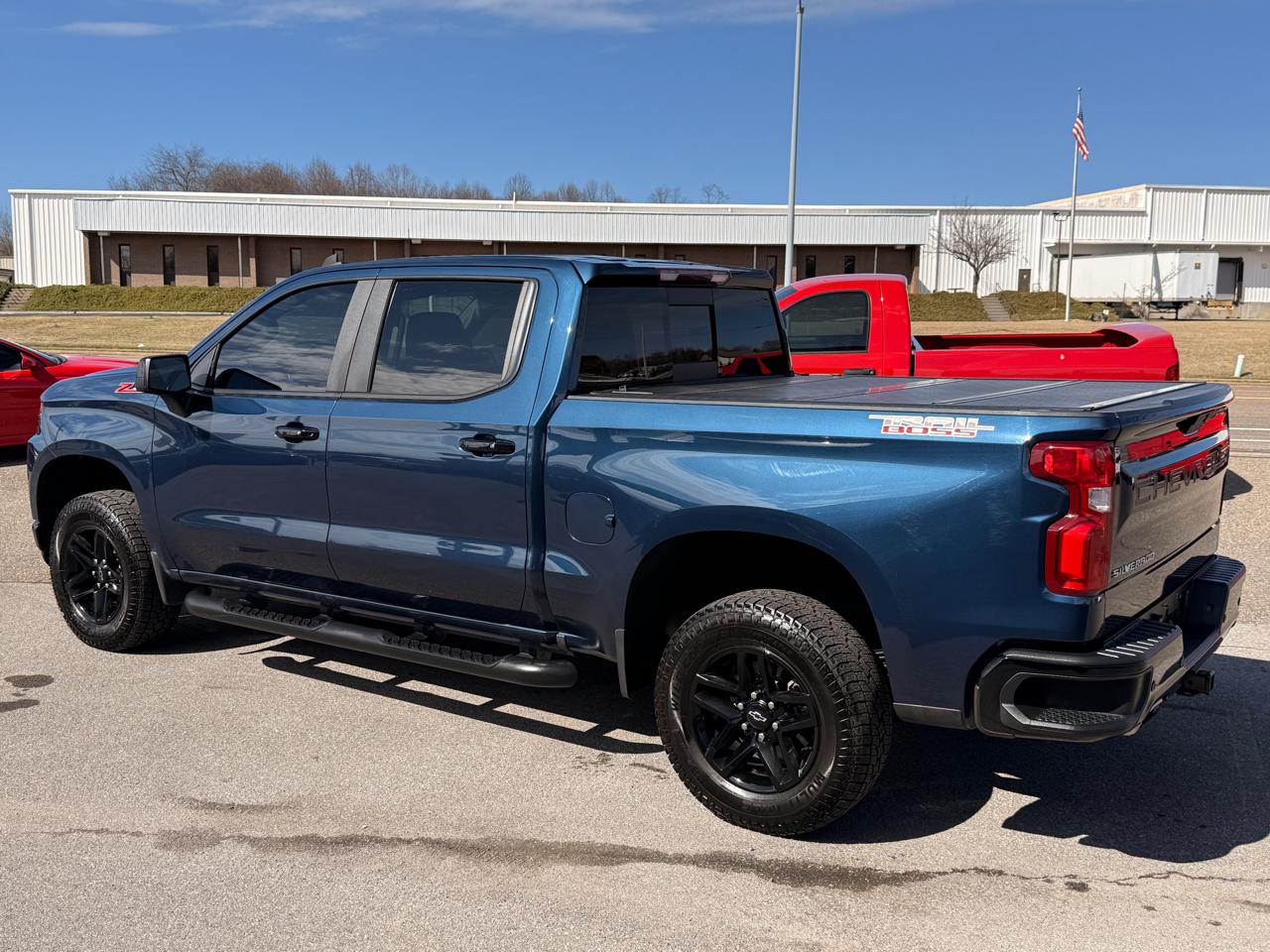 Chevrolet Silverado 1500 4WD Crew Cab 147" LT Trail Boss 2019