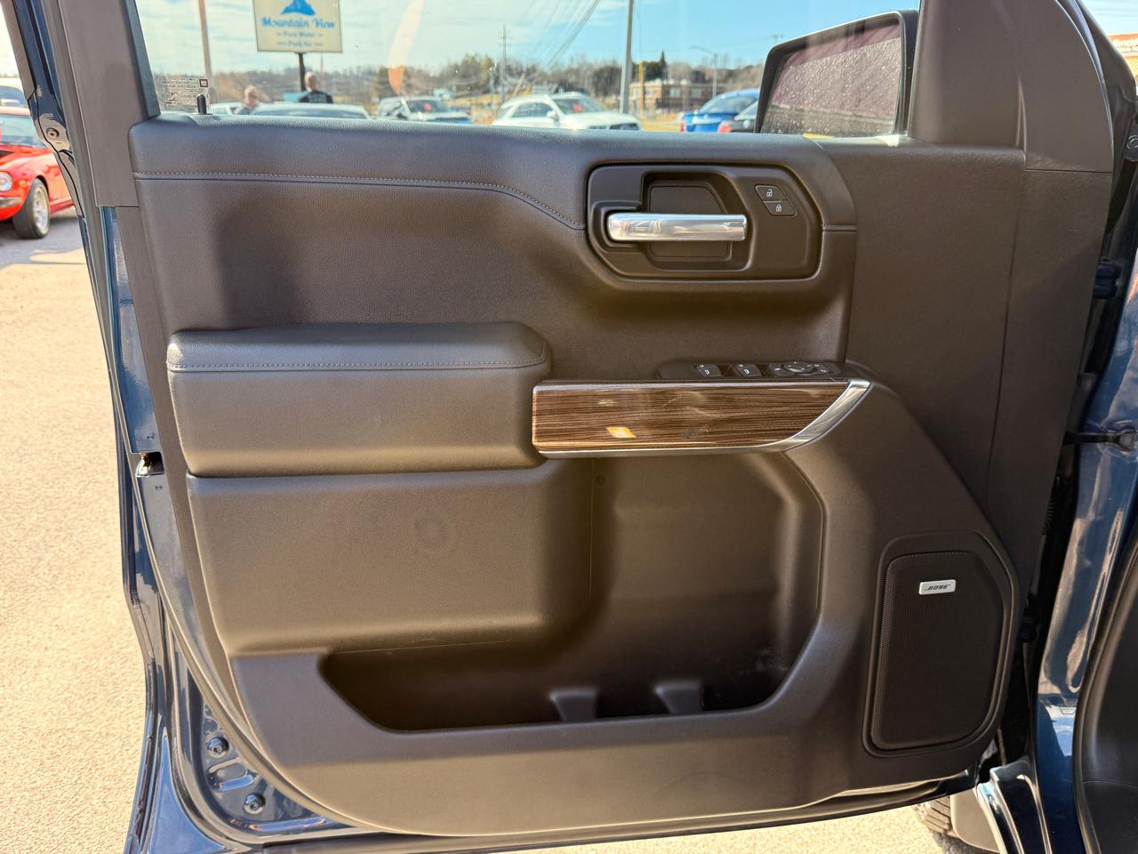 Chevrolet Silverado 1500 4WD Crew Cab 147" LT Trail Boss 2019