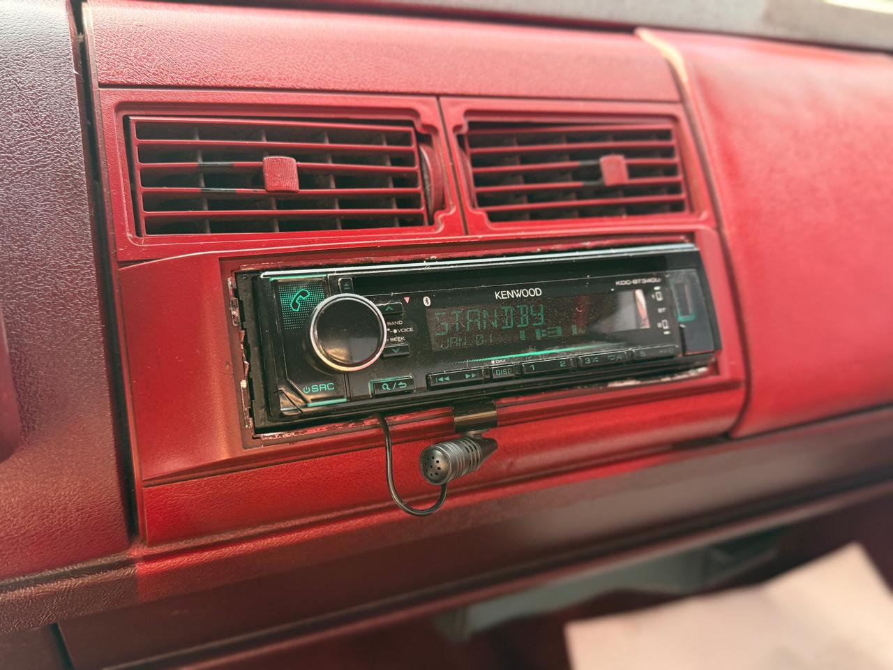 Chevrolet 1/2 Ton Pickups Fleetside 117.5" WB 1988