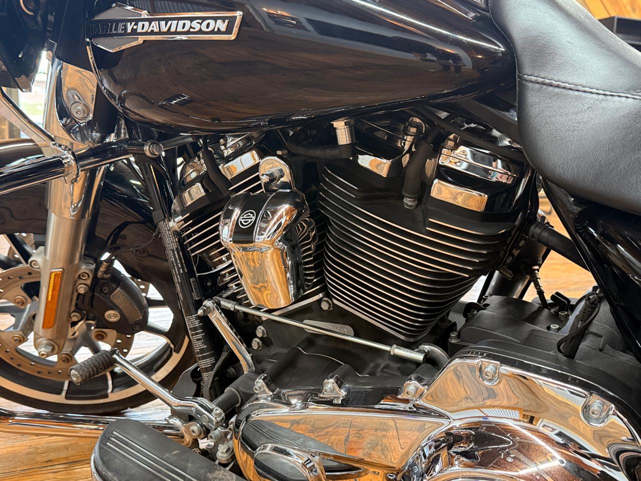 Harley-Davidson Road Glide  2021