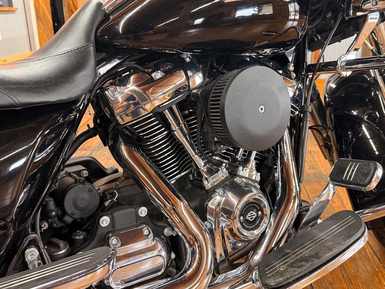 Harley-Davidson Road Glide  2021