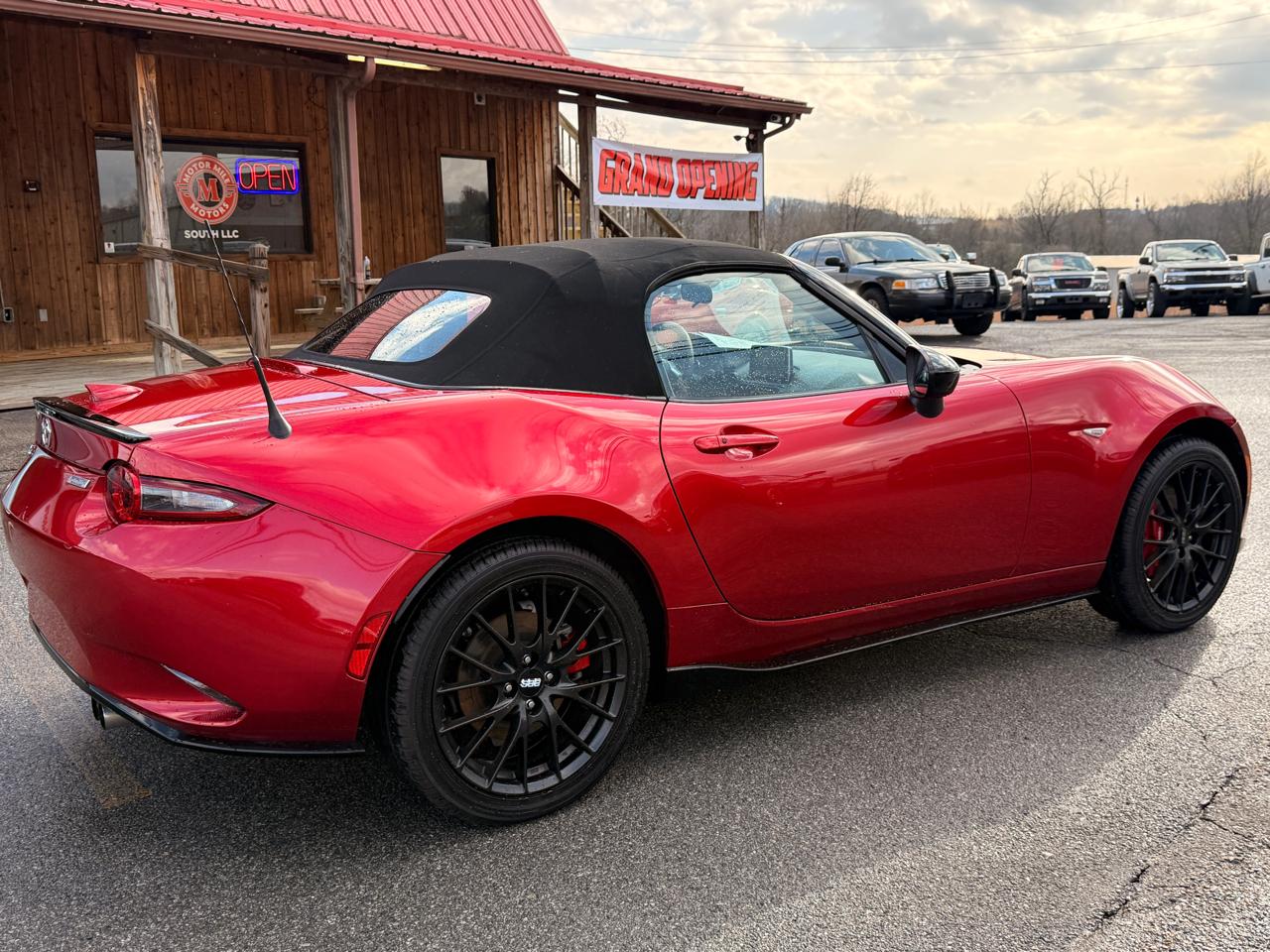 Mazda MX-5 Miata 2dr Conv Man Club 2016