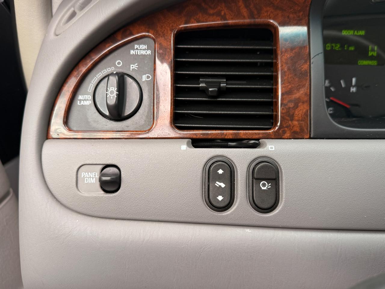 Lincoln Town Car 4dr Sdn Executive 2001