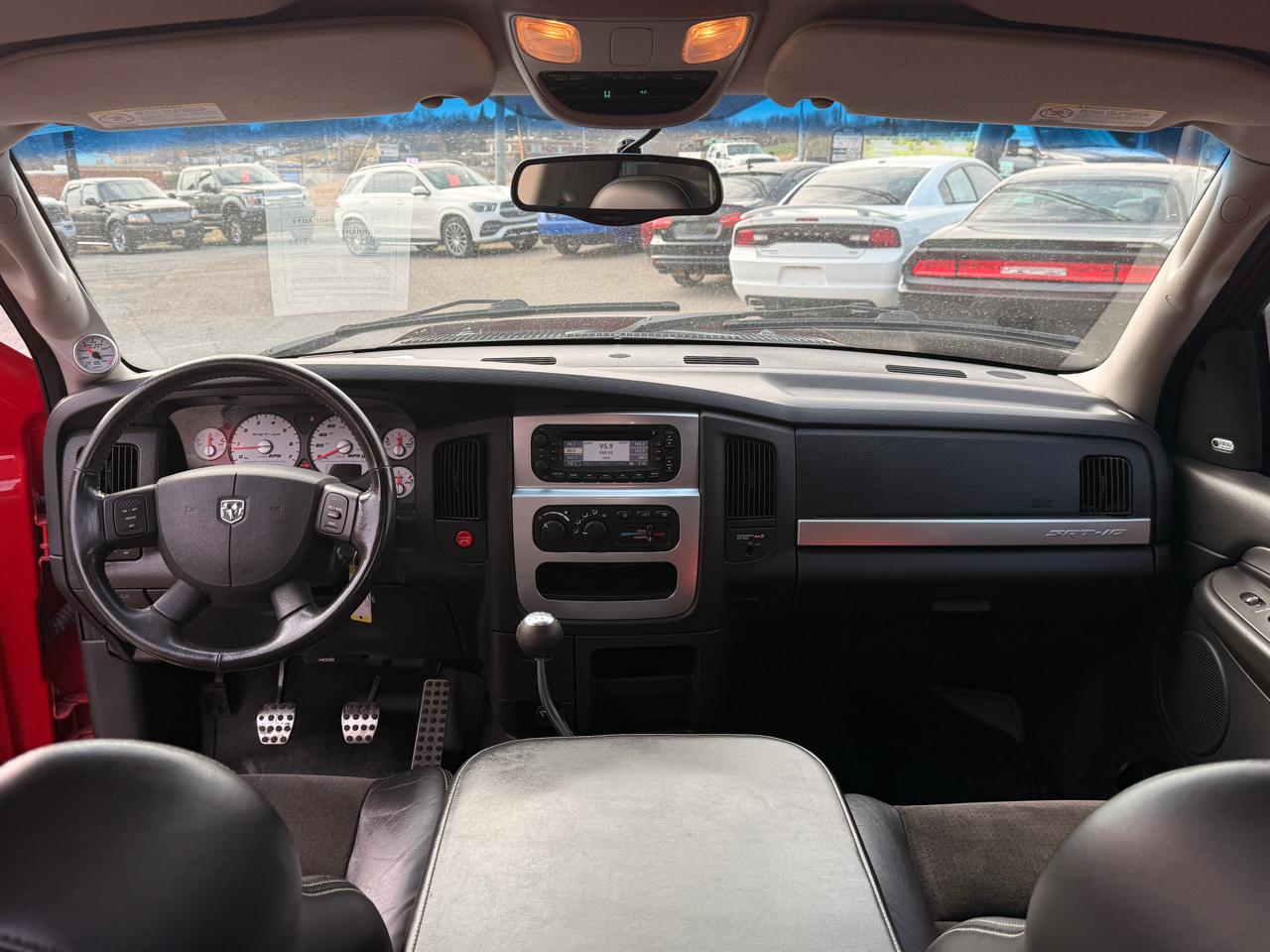 Dodge Ram SRT-10 2dr Reg Cab 120.5" WB SRT-10 2004