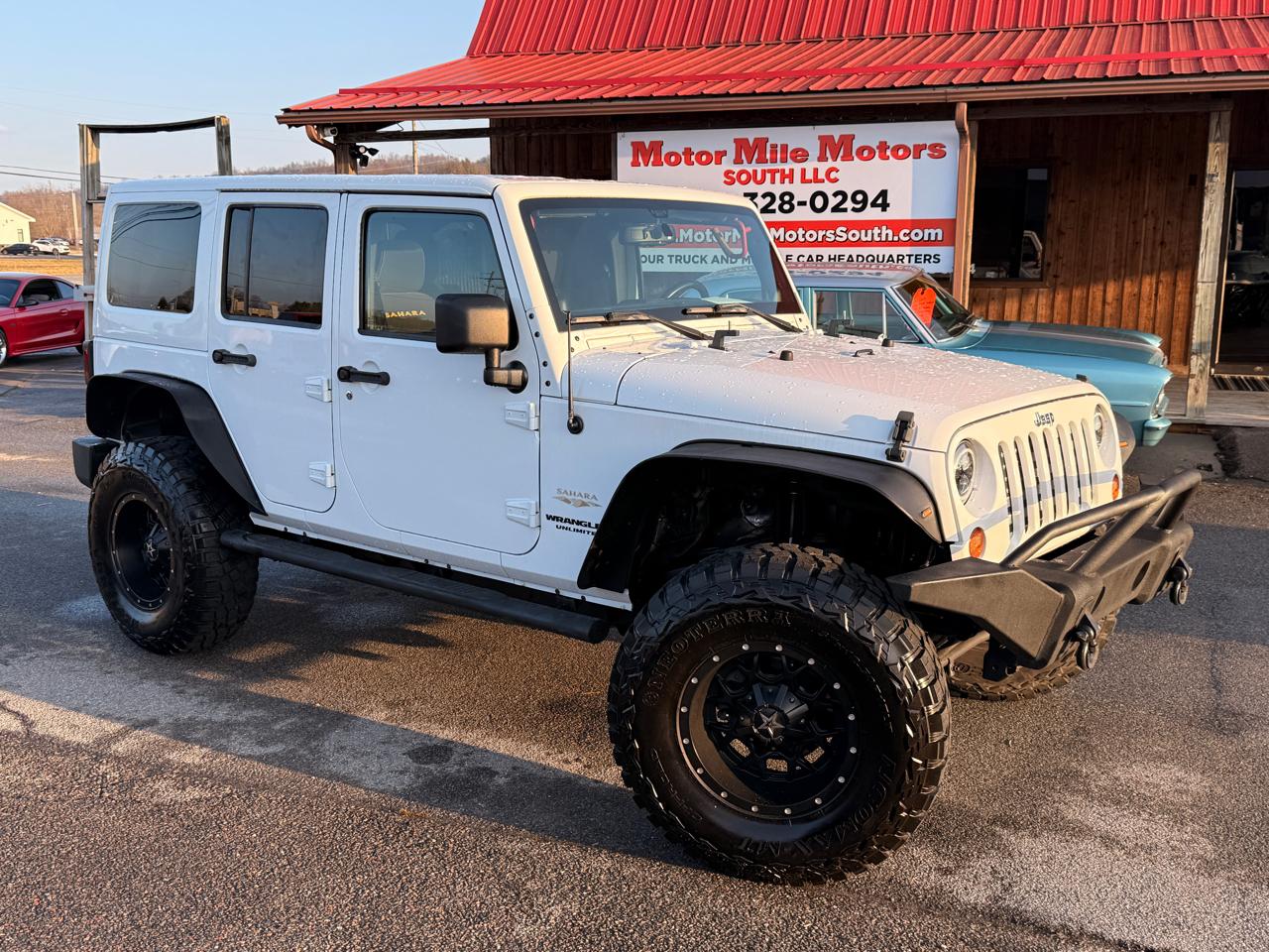 Jeep Wrangler Unlimited 4WD 4dr Sahara 2013