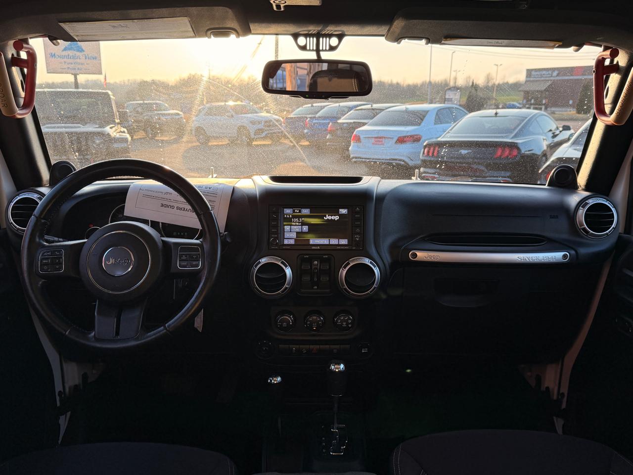 Jeep Wrangler Unlimited 4WD 4dr Sahara 2013