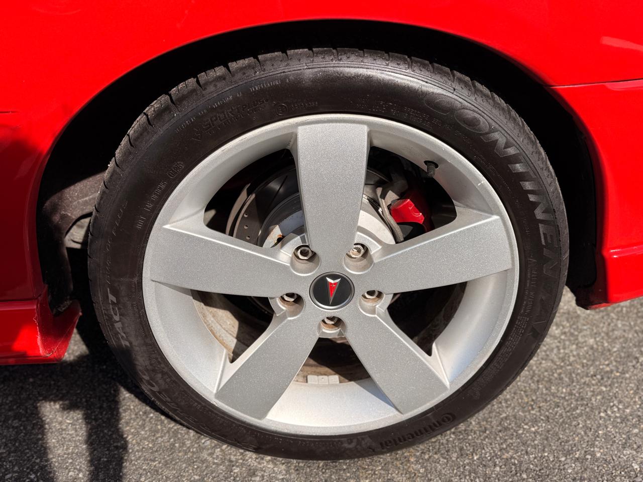 Pontiac GTO 2dr Cpe 2005