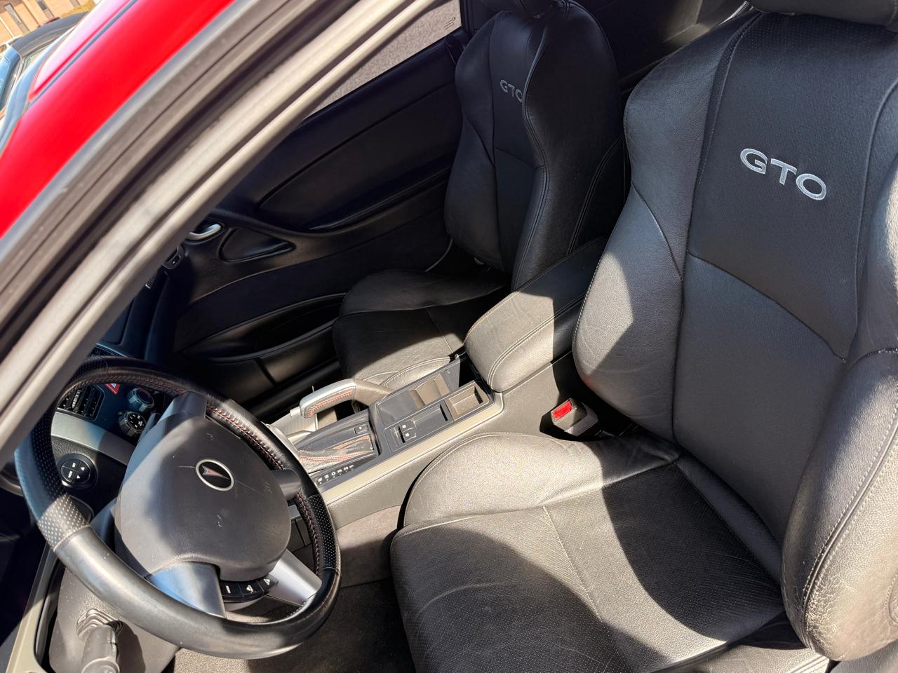 Pontiac GTO 2dr Cpe 2005