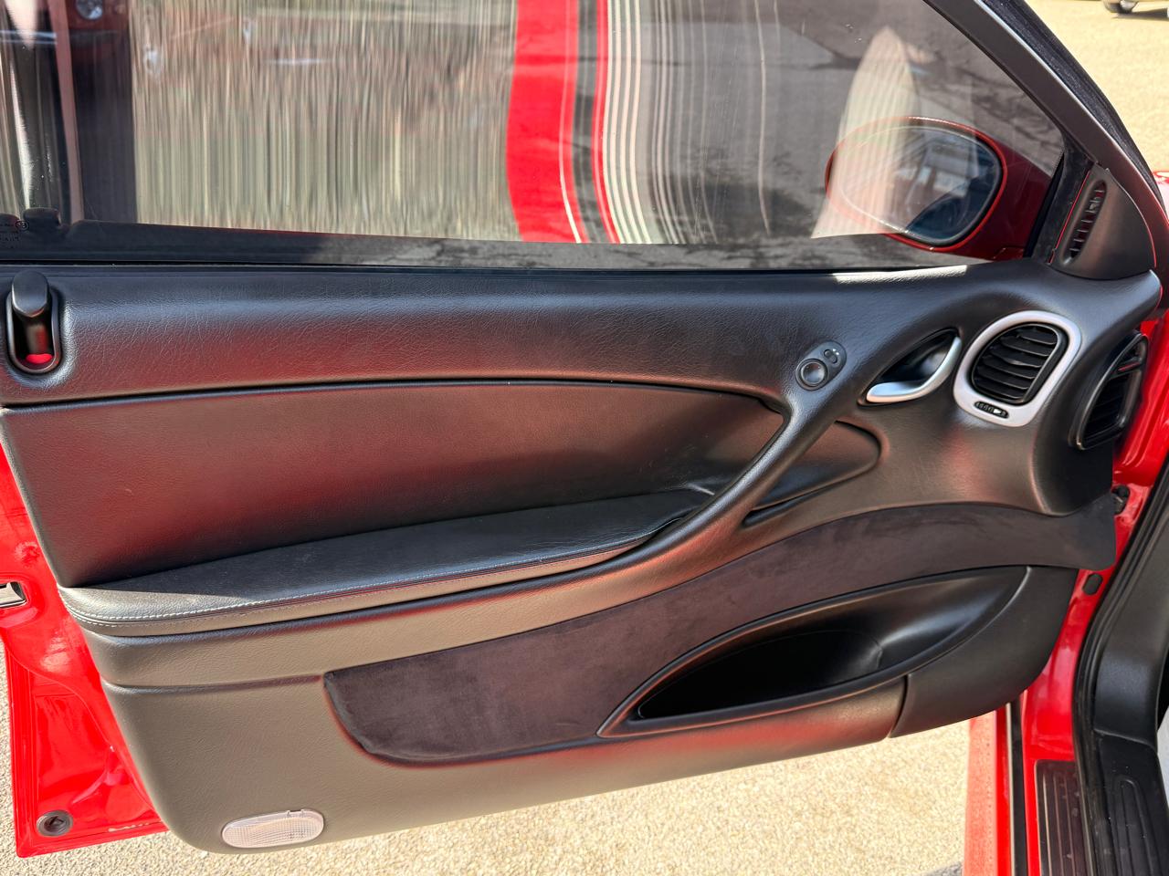 Pontiac GTO 2dr Cpe 2005