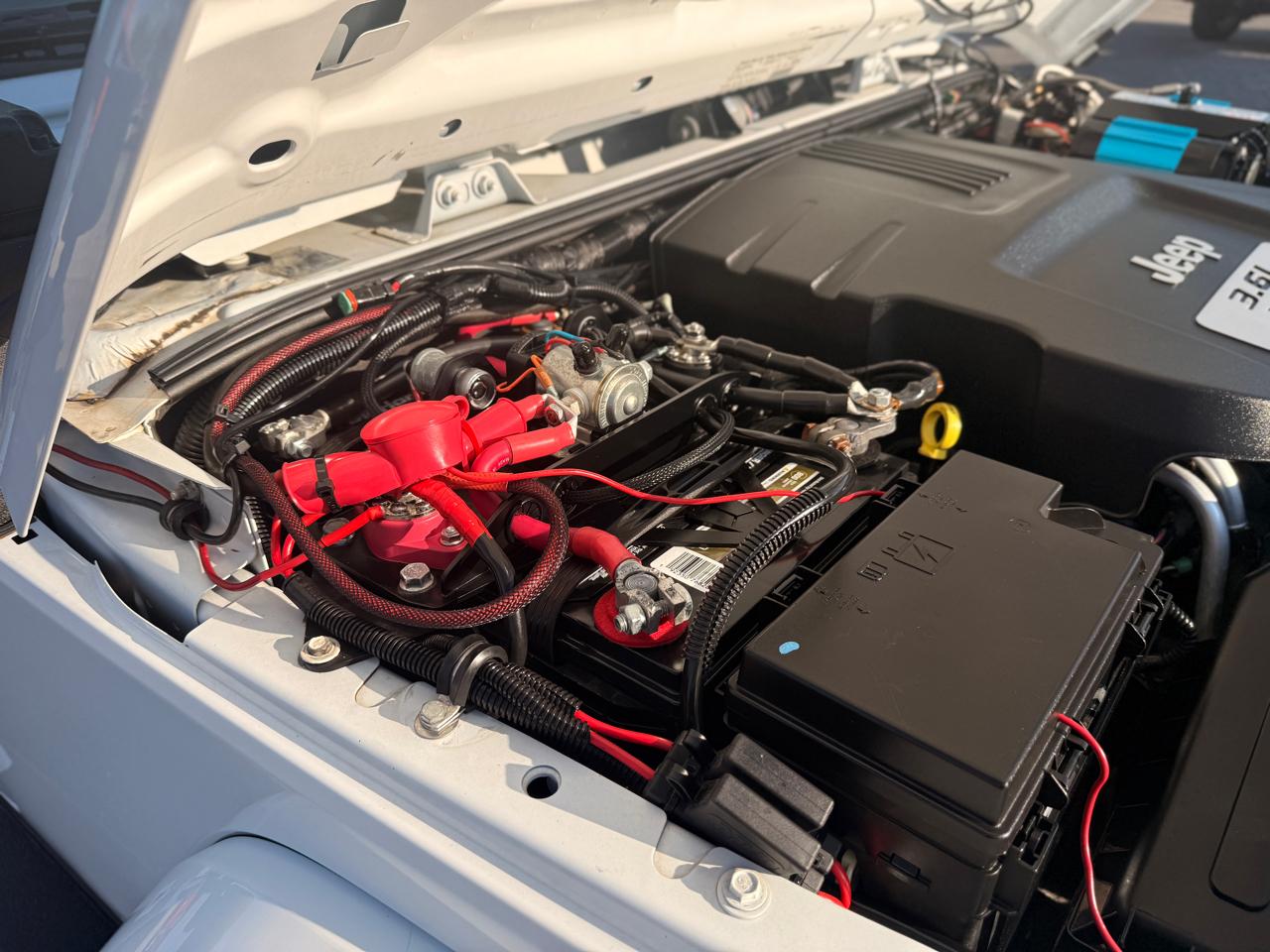 Jeep Wrangler Unlimited 4WD 4dr Sport 2013