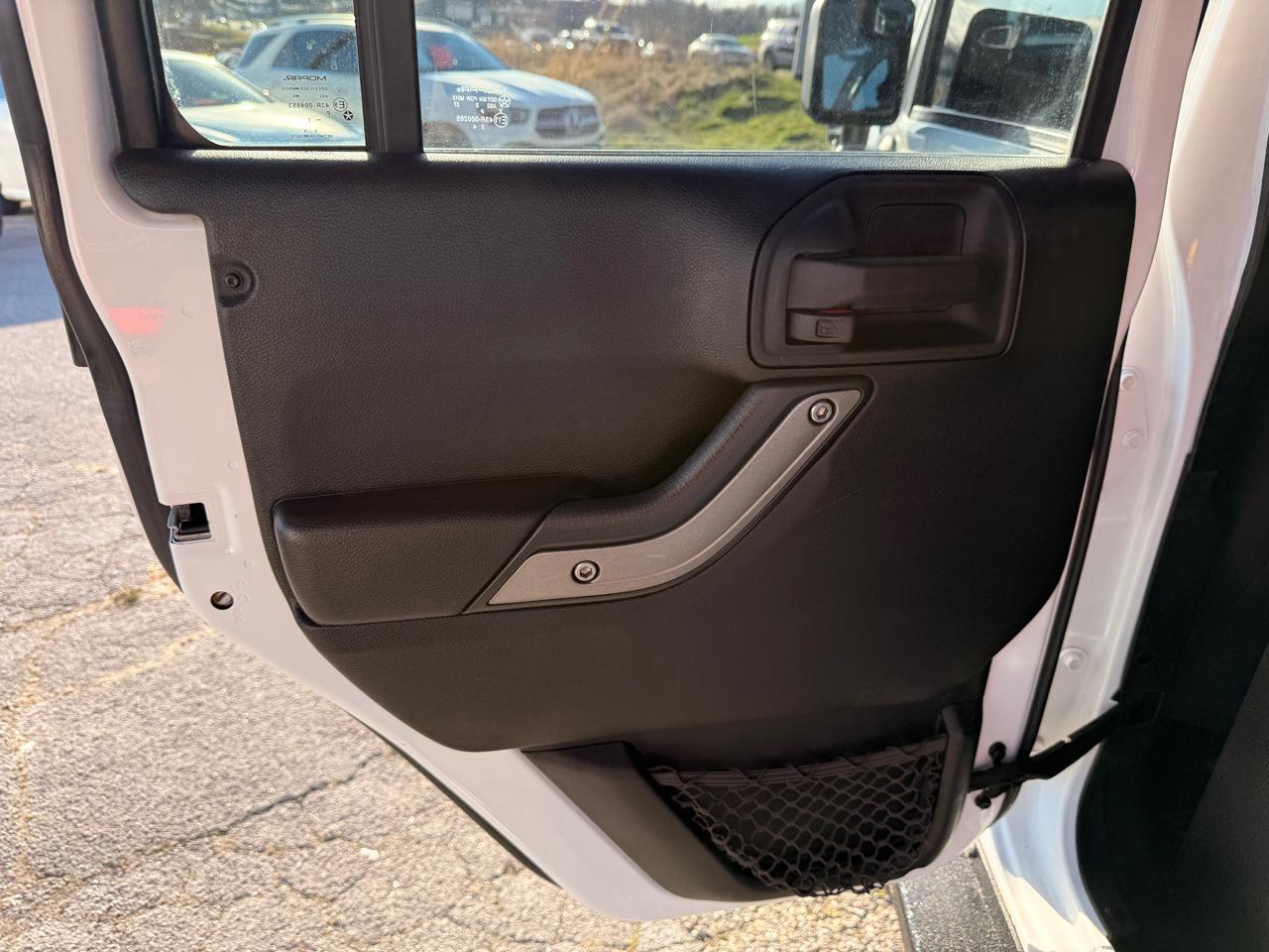 Jeep Wrangler Unlimited 4WD 4dr Sport 2013