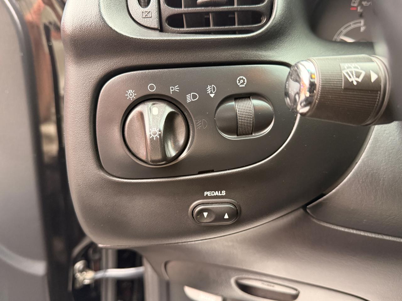 Ford F-150 SuperCrew 139" Harley Davidson 2002