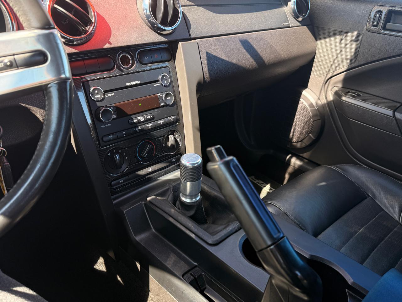 Ford Mustang 2dr Cpe GT Deluxe 2007