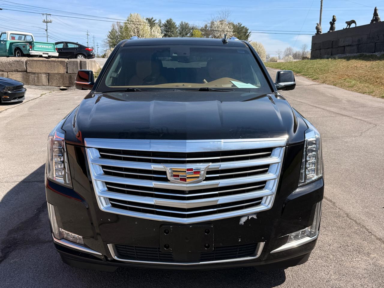 Cadillac Escalade 4WD 4dr Platinum 2017
