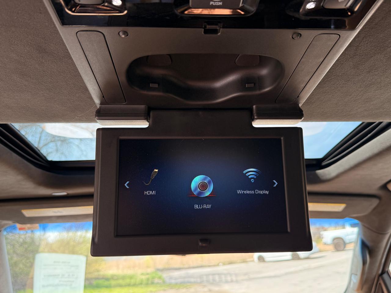 Cadillac Escalade 4WD 4dr Platinum 2017