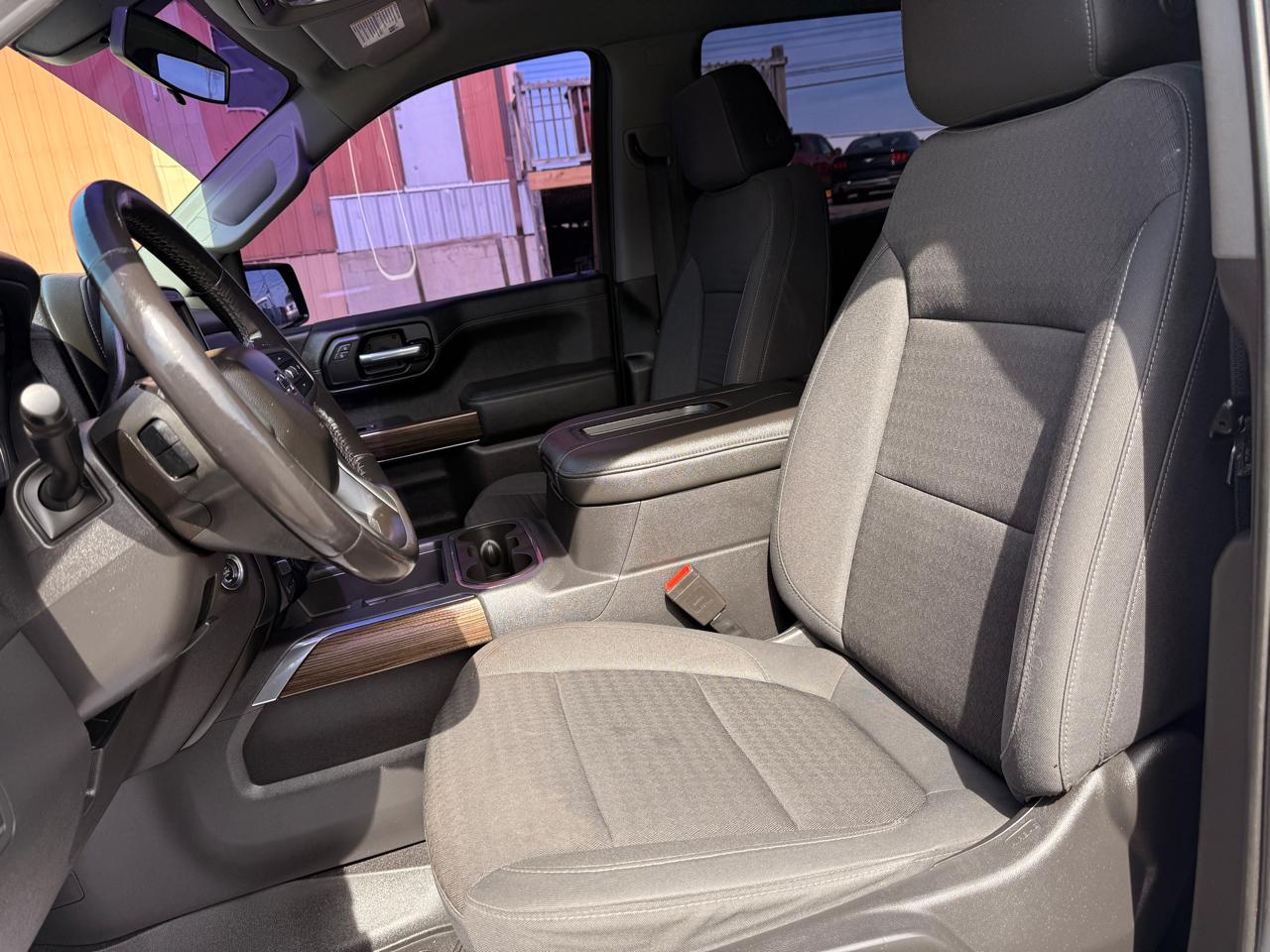 Chevrolet Silverado 1500 4WD Crew Cab 147" RST 2020