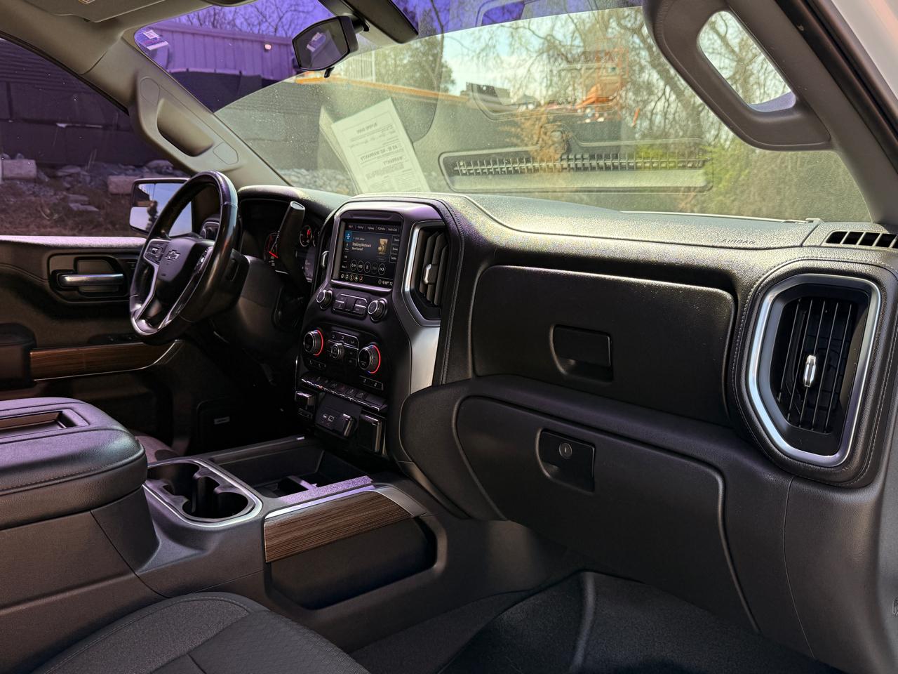 Chevrolet Silverado 1500 4WD Crew Cab 147" RST 2020