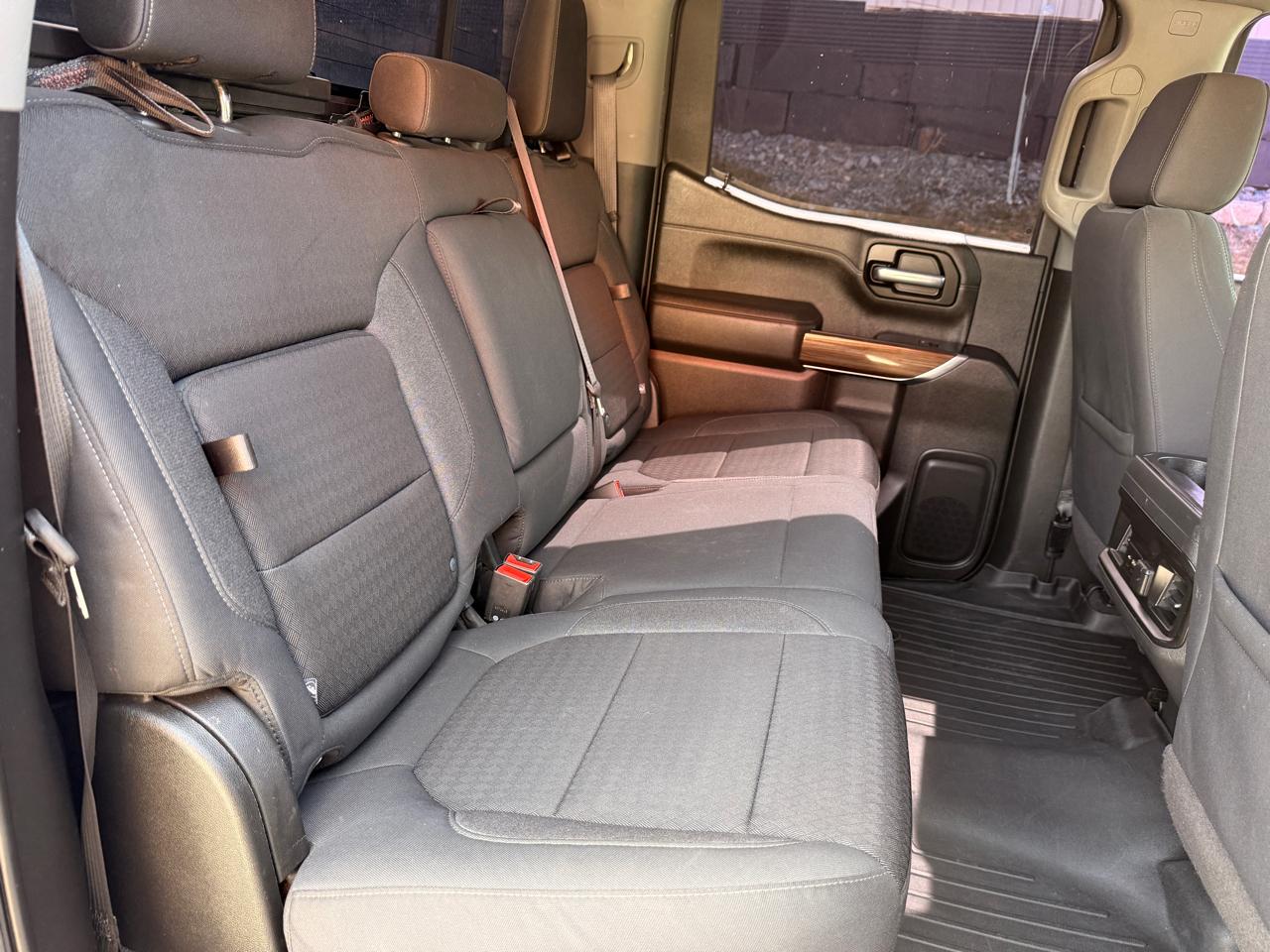 Chevrolet Silverado 1500 4WD Crew Cab 147" RST 2020