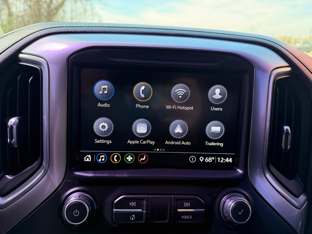 Chevrolet Silverado 1500 4WD Crew Cab 147" RST 2020