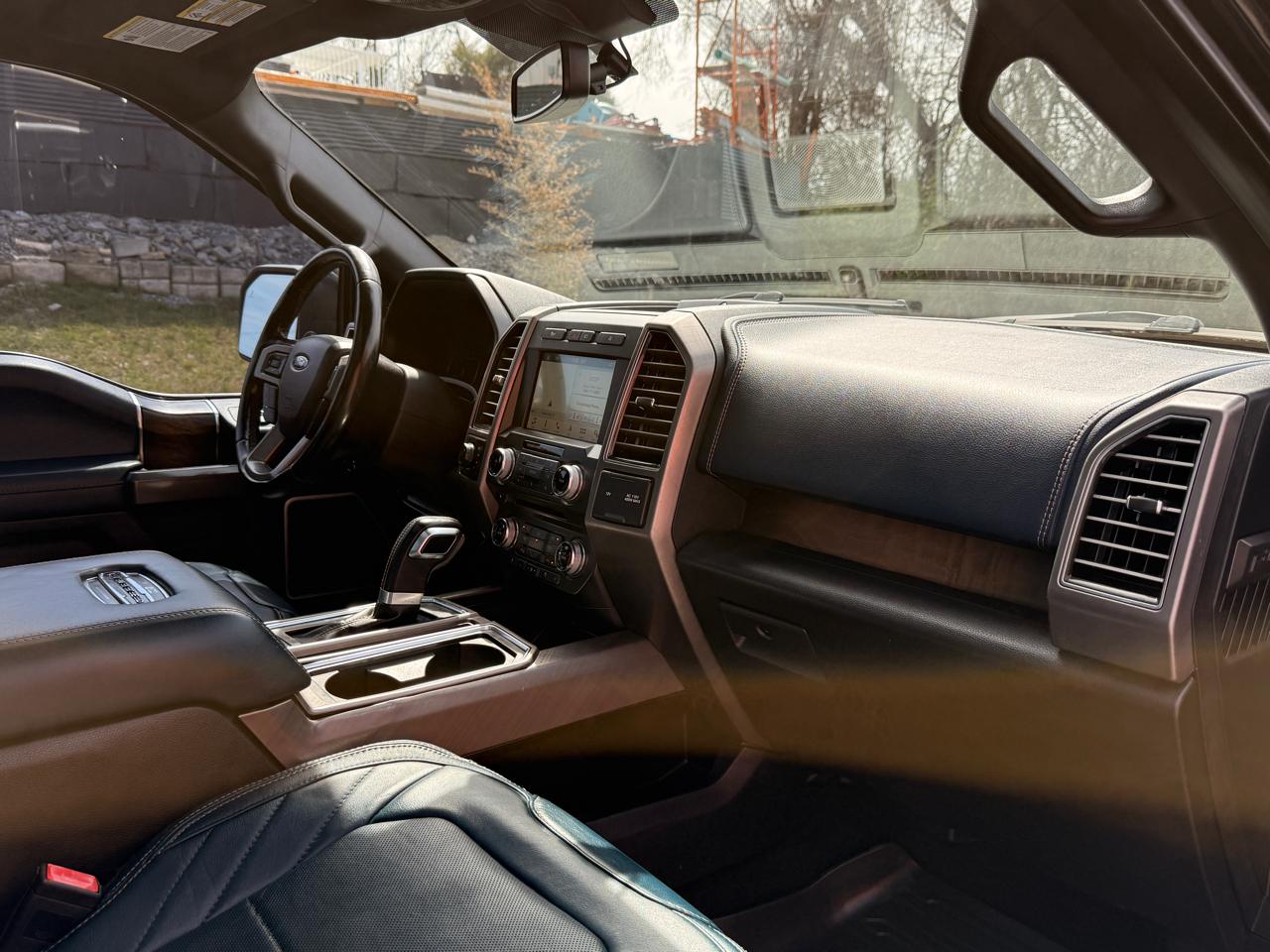 Ford F-150 Limited SuperCrew 4WD 2018