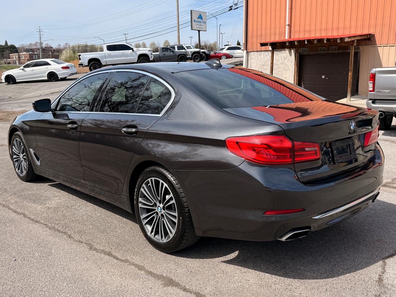 BMW 5 Series 540i xDrive Sedan 2018