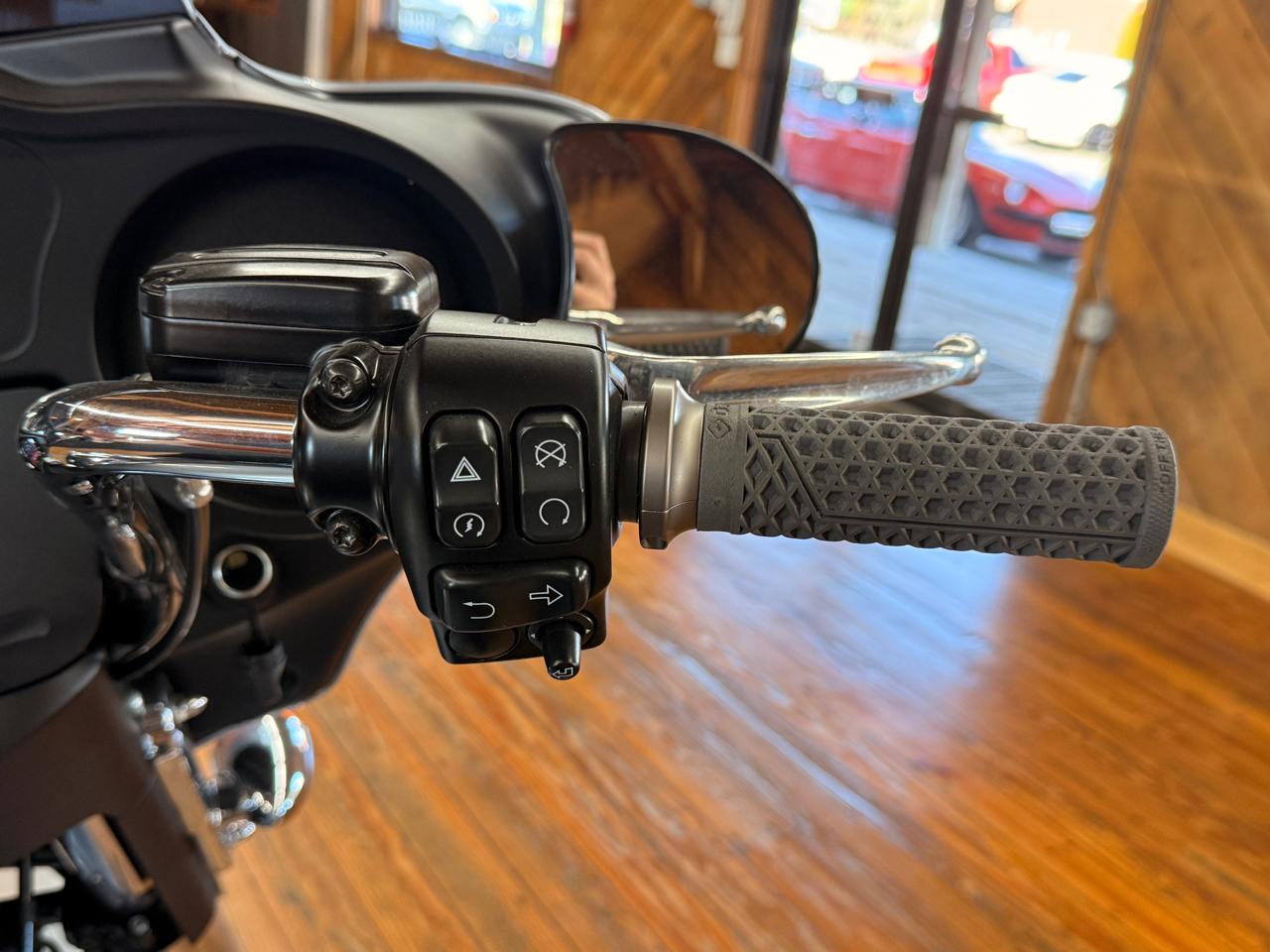 Harley-Davidson Street Glide Base 2023