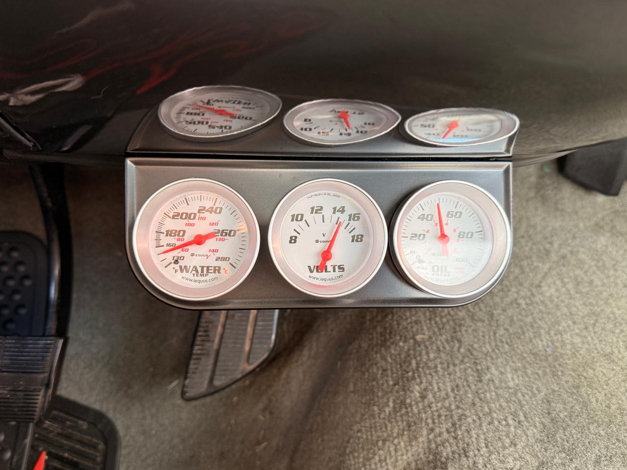 Chevrolet Pickup C10 Stepside 117.5" WB 1985