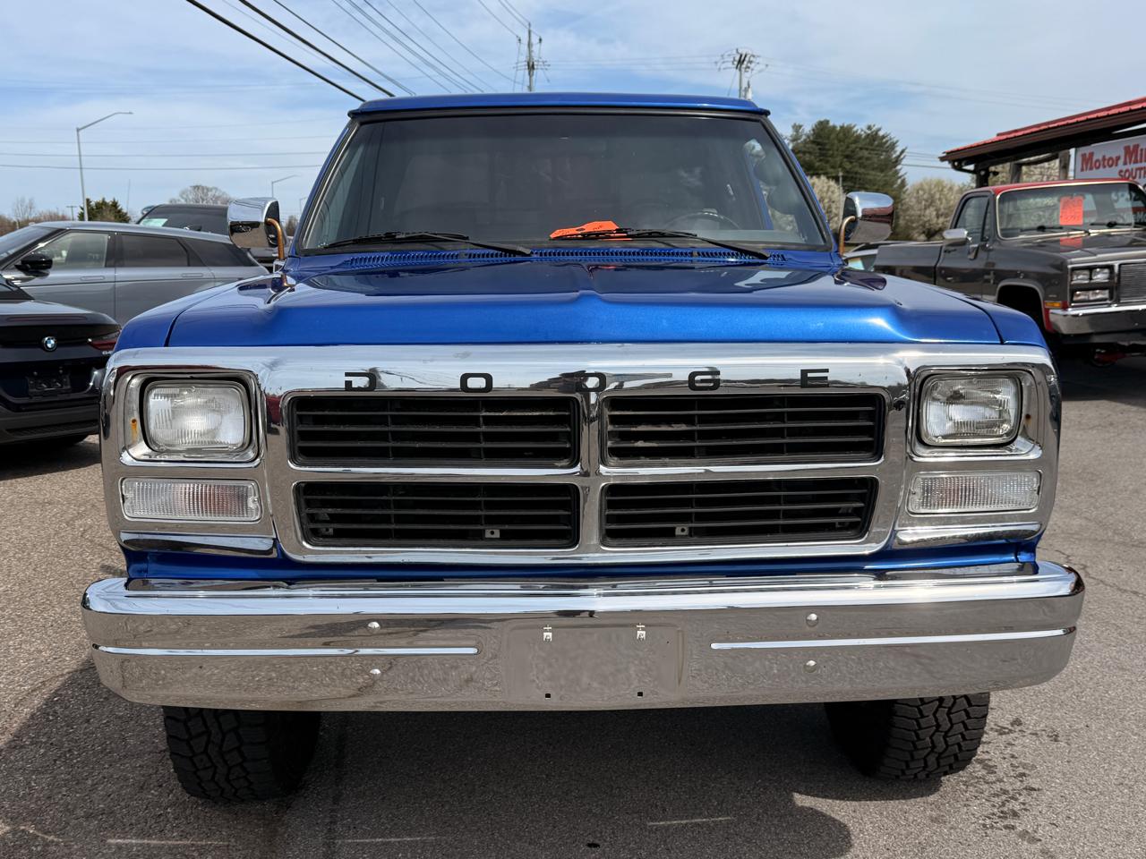 Dodge D250 & W250 Sweptline 131" WB 4WD 1993
