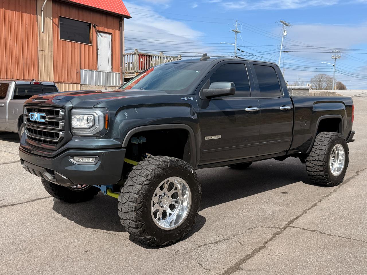GMC Sierra 1500 4WD Double Cab 143.5" SLE 2017