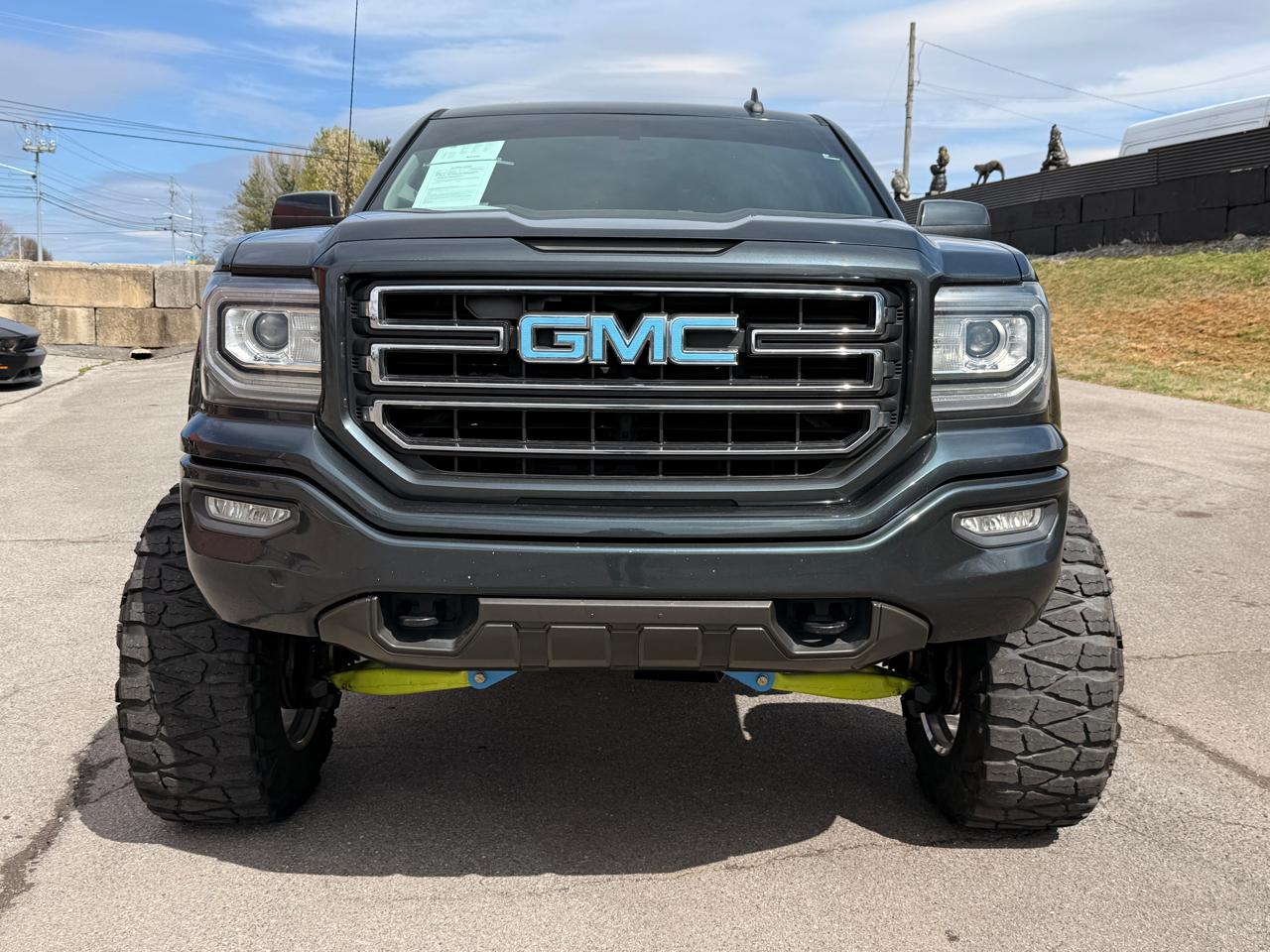 GMC Sierra 1500 4WD Double Cab 143.5" SLE 2017