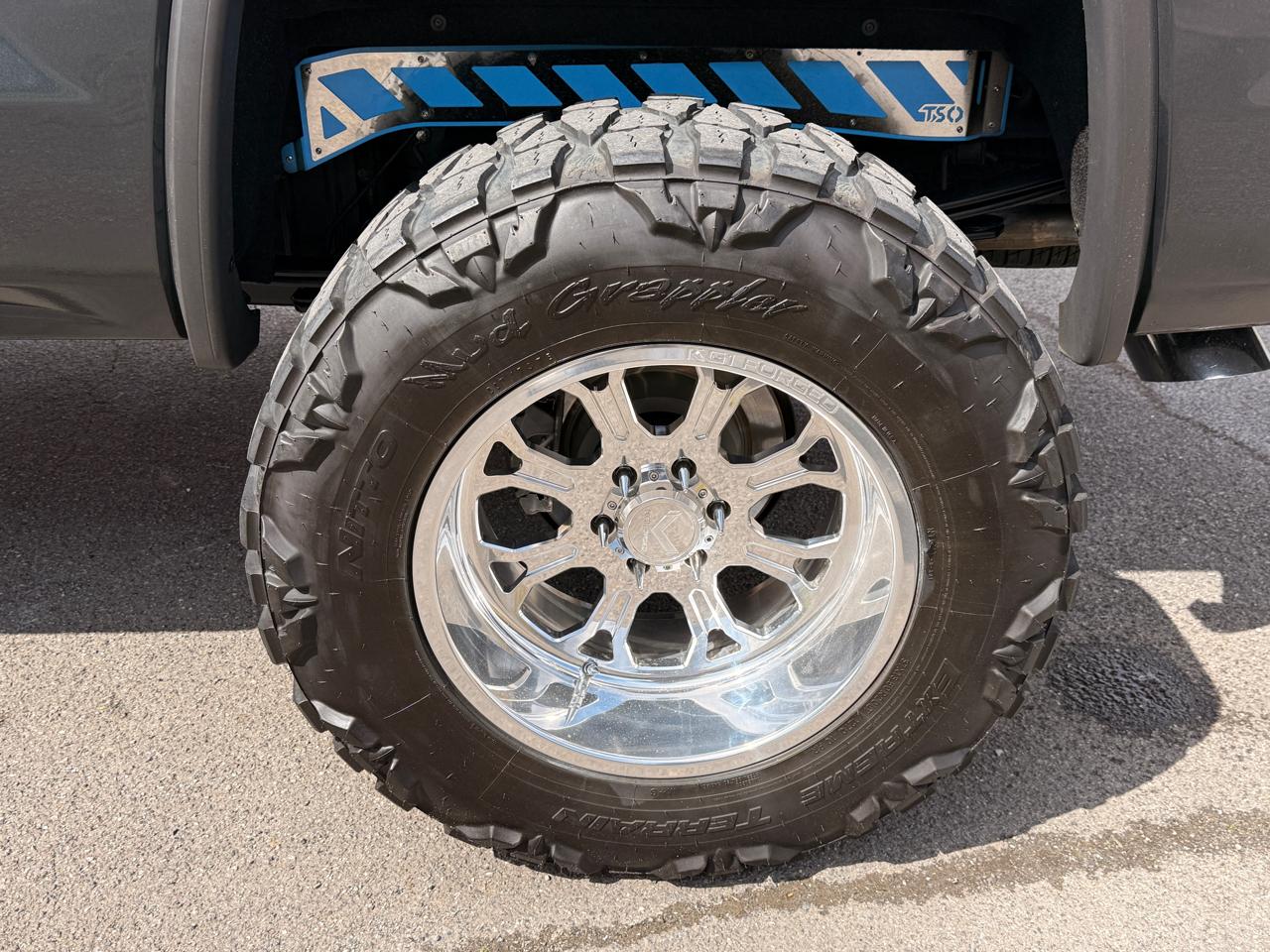 GMC Sierra 1500 4WD Double Cab 143.5" SLE 2017