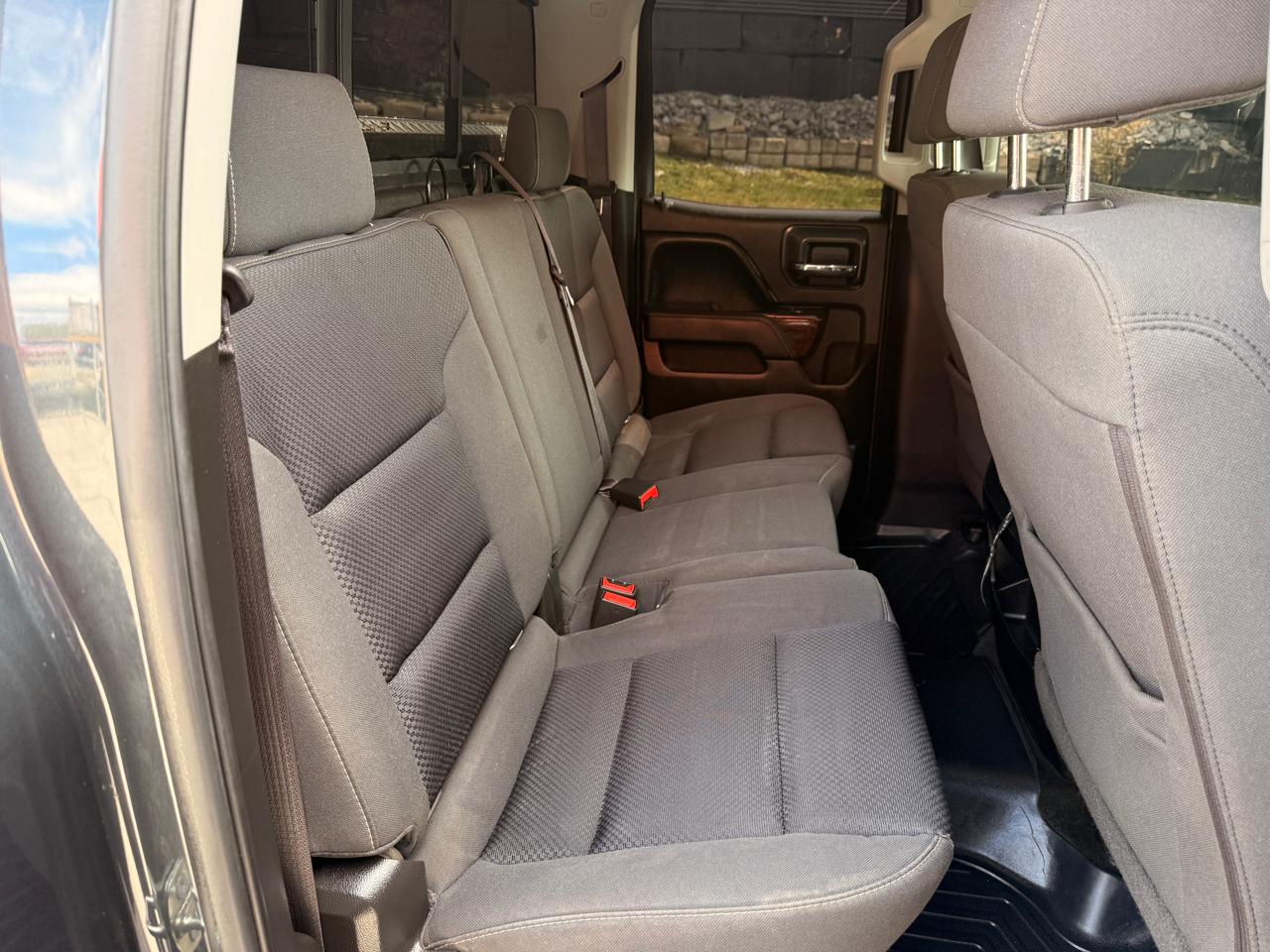 GMC Sierra 1500 4WD Double Cab 143.5" SLE 2017